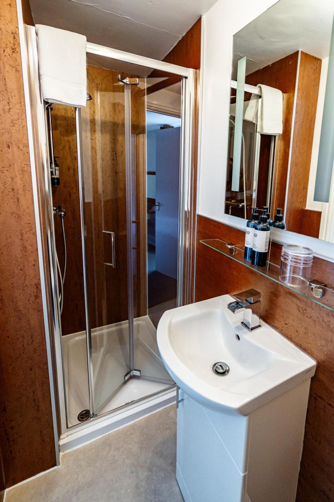 The Lodge هاروغايت المظهر الخارجي الصورة