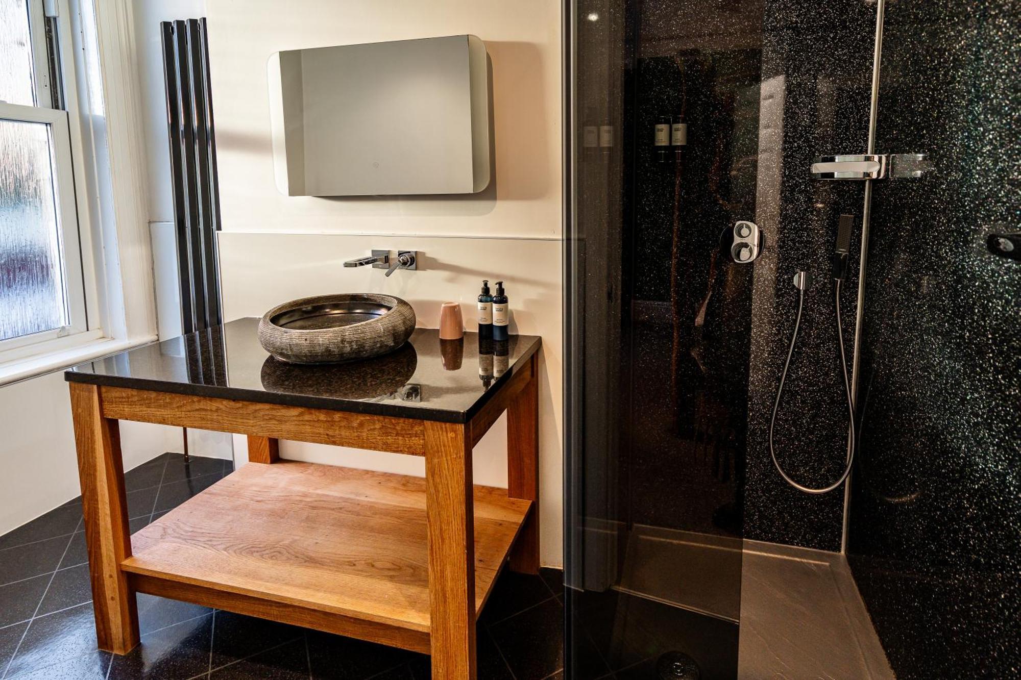 The Lodge هاروغايت المظهر الخارجي الصورة